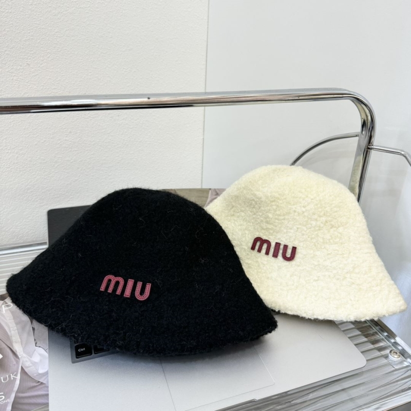 MIUMIU